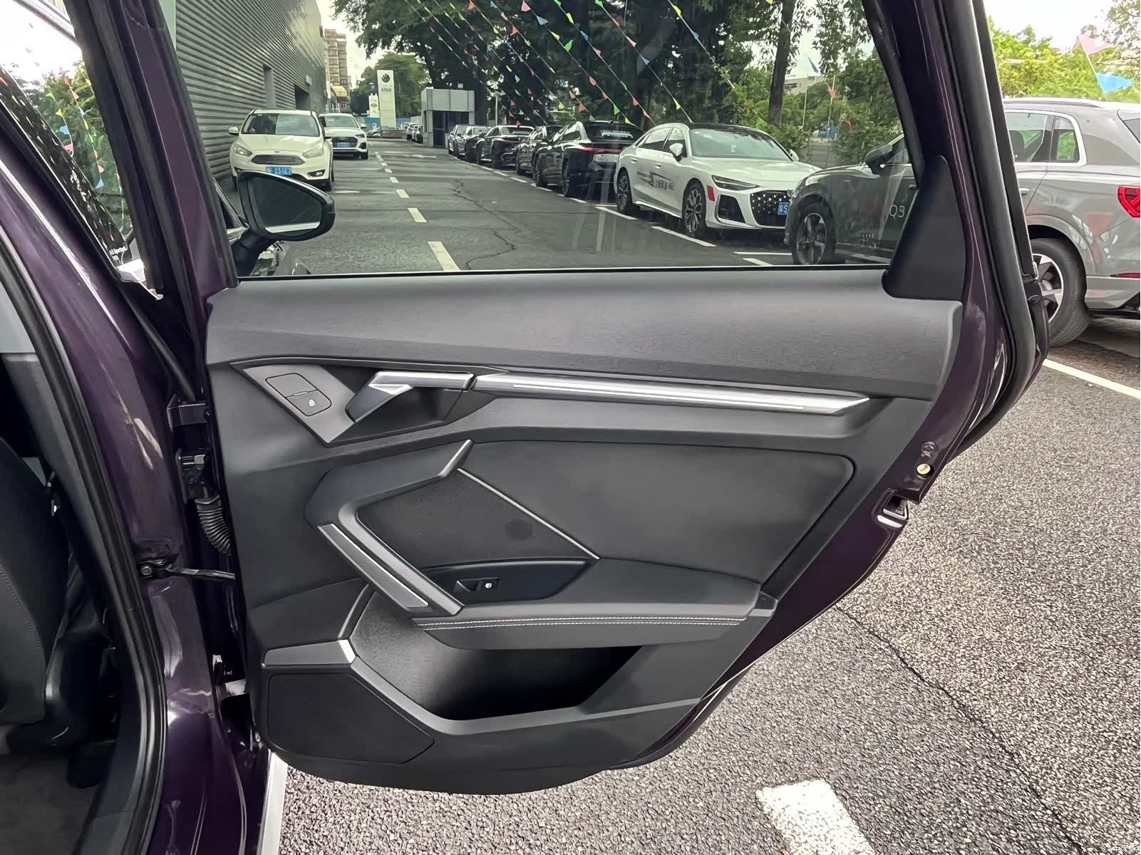 Audi Flying Spur, 2025 16