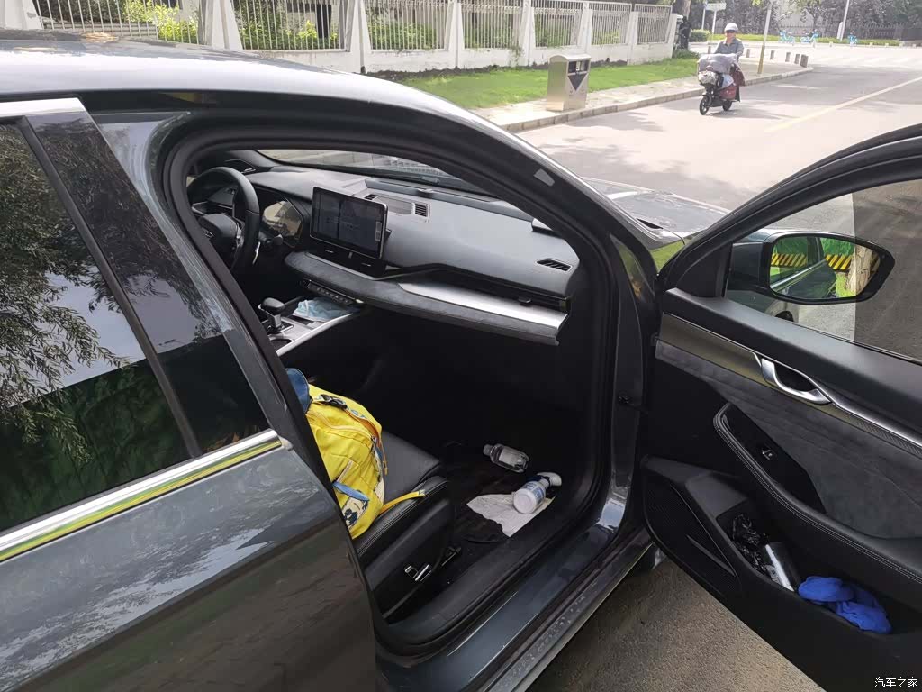 Geely Preface, 2022 21