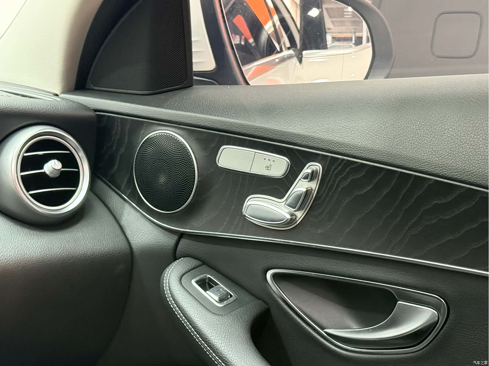 Mercedes-Benz C-Class, 2019 18