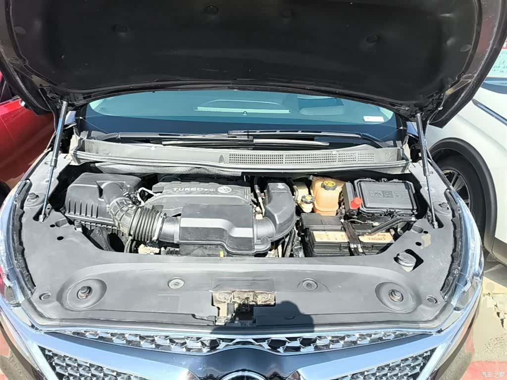 Buick GL8, 2022 20