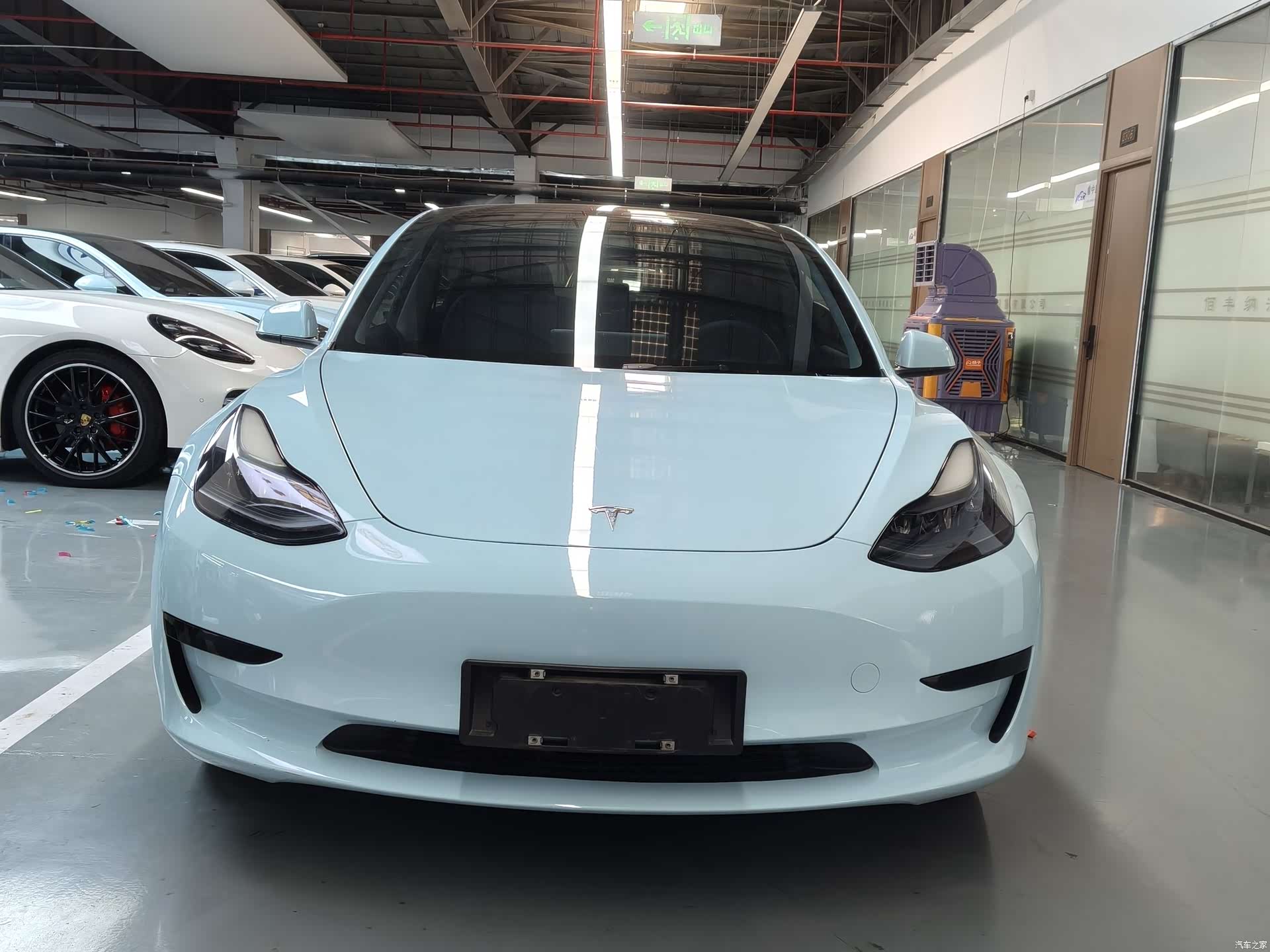 Tesla Model 3, 2022 2