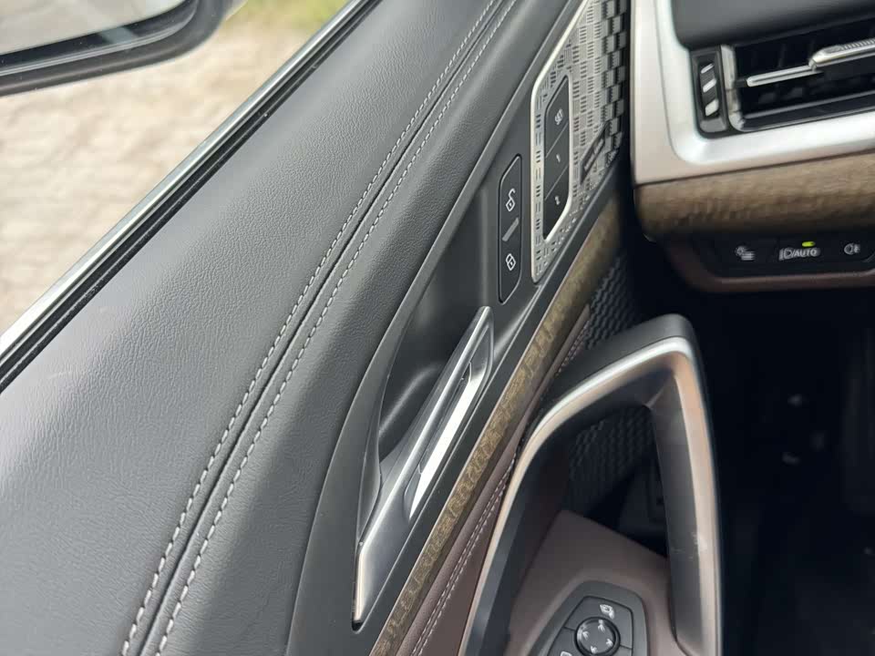 BMW iX1 BMW iX1