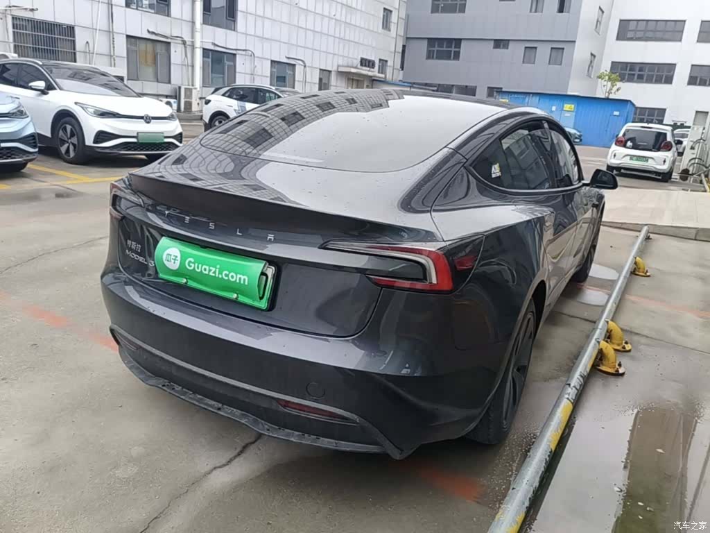 Tesla Model 3, 2024 7