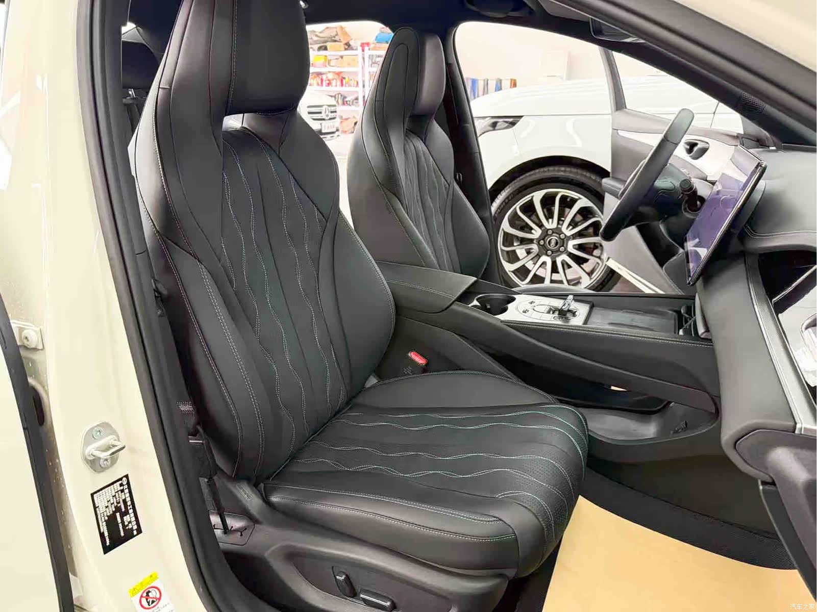 BYD Seal, 2025 15