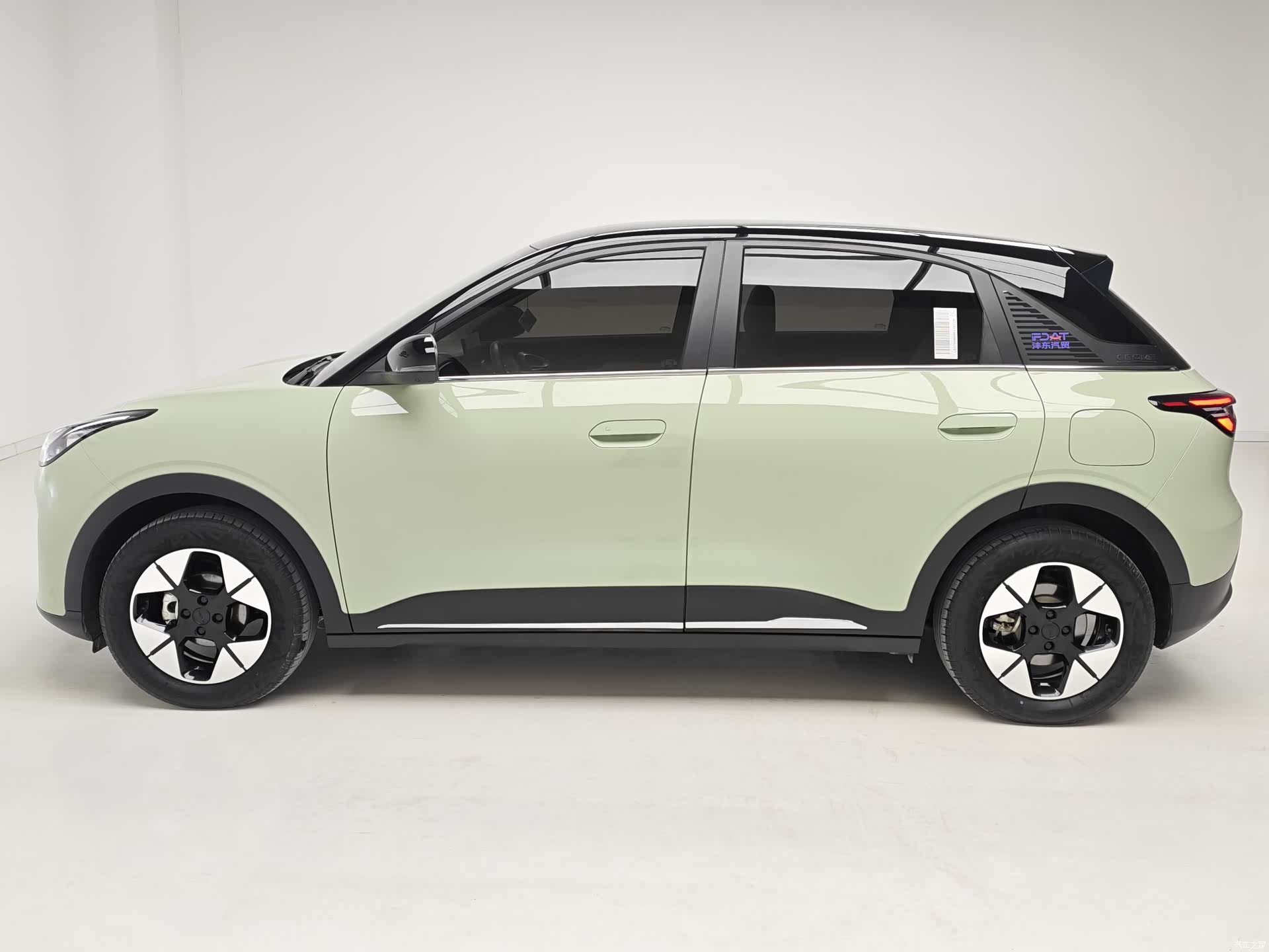 Geely Xingyuan, 2024 9