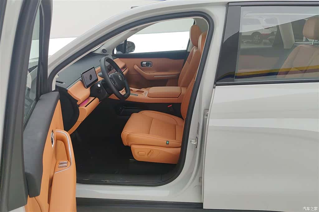 Leapmotor C10, 2025 9