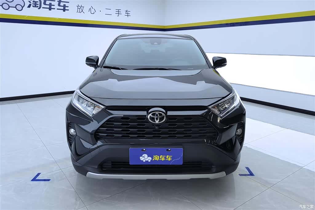 Toyota RAV4, 2023 2