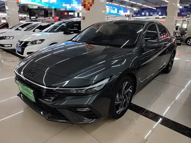 Hyundai Elantra 2025 — купить из Китая под заказ