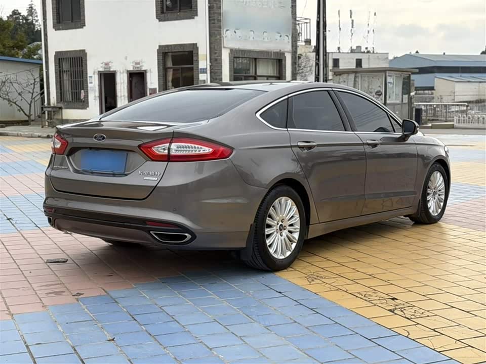 Ford Mondeo