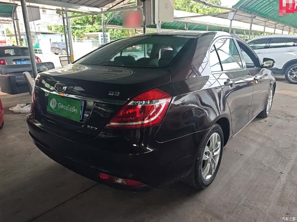 Geely Emgrand, 2015 7