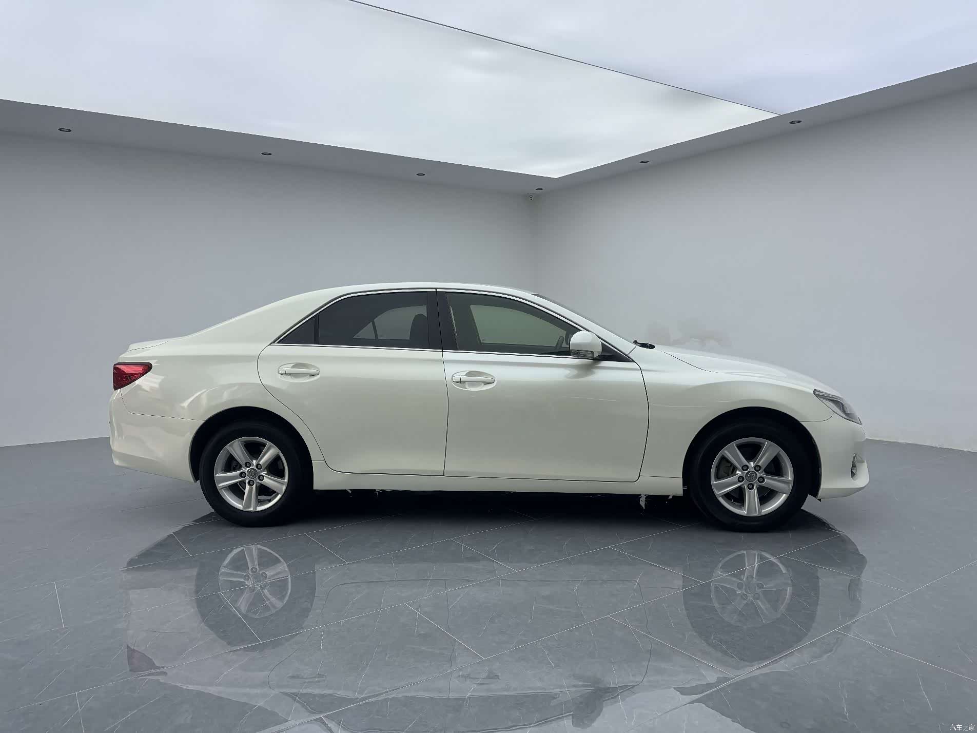 Toyota 2.5S, 2016 14