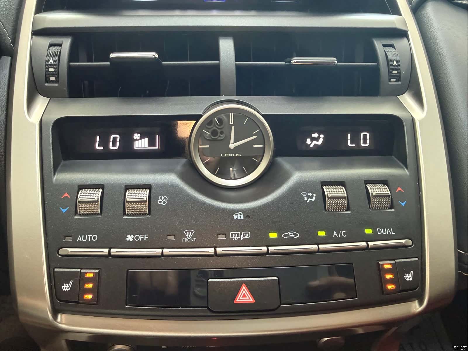 Lexus NX, 2021 12