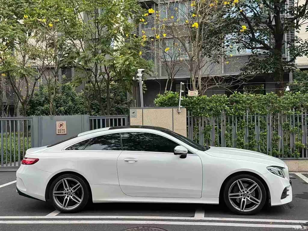 Mercedes-Benz E-Class, 2018 4