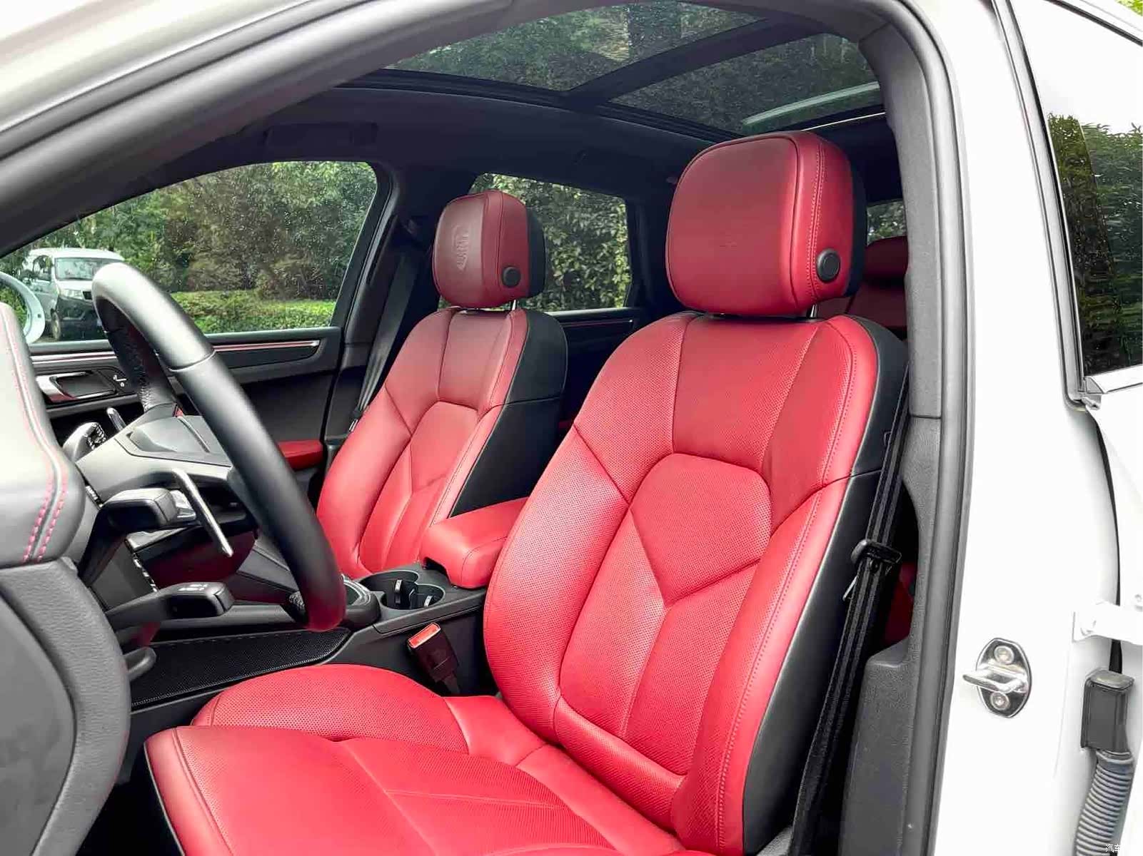 Porsche Macan, 2023 6