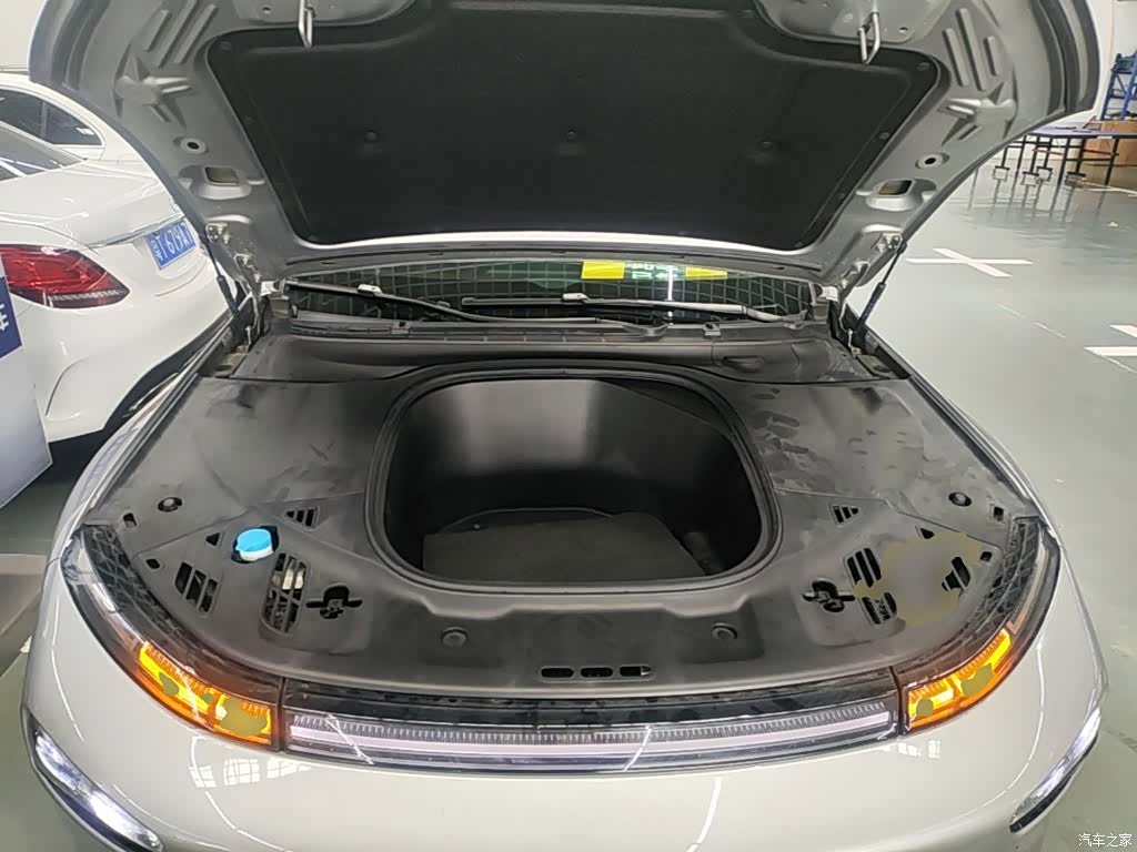 Xpeng P7, 2021 20