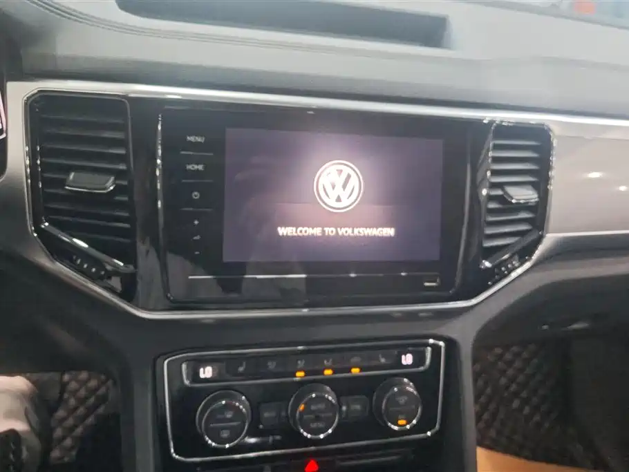 Volkswagen Tourang