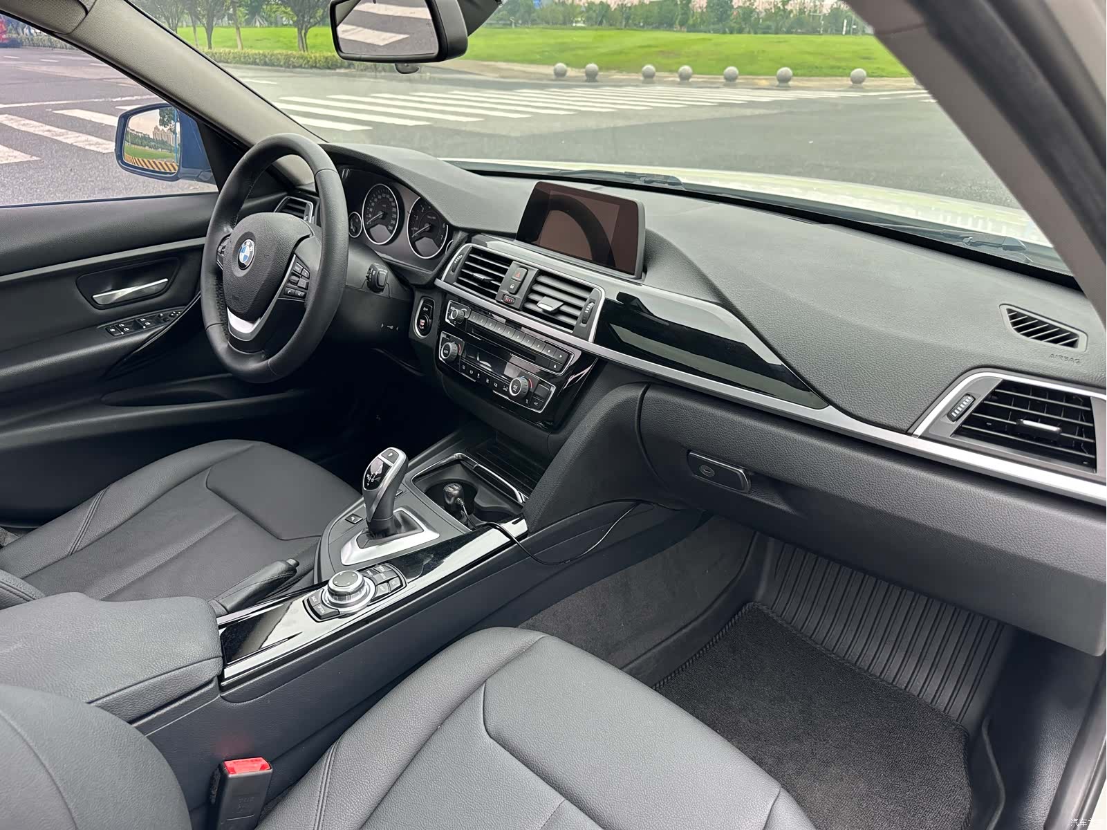 BMW 3 Series, 2017 17