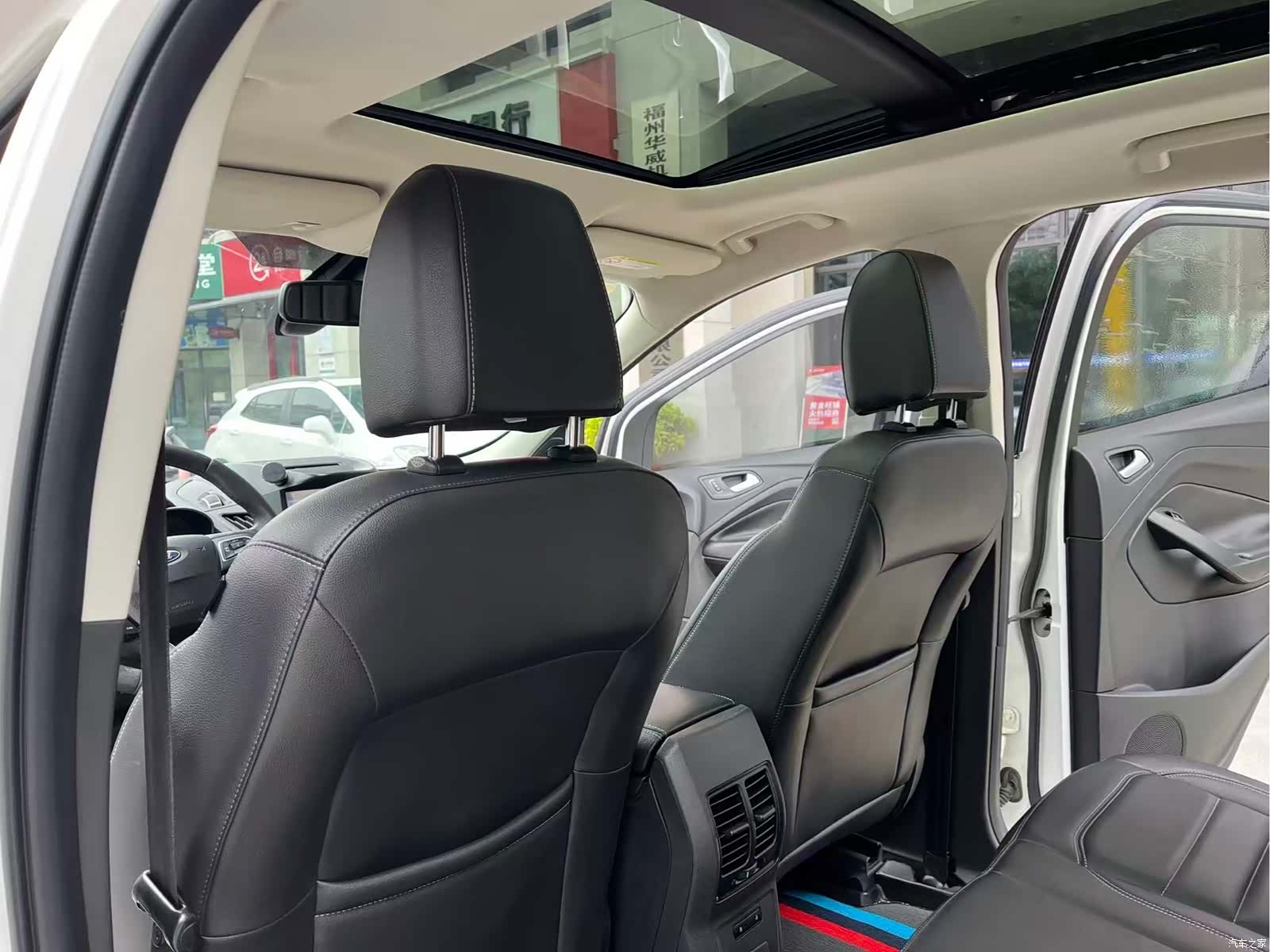 Ford Kuga, 2018 15