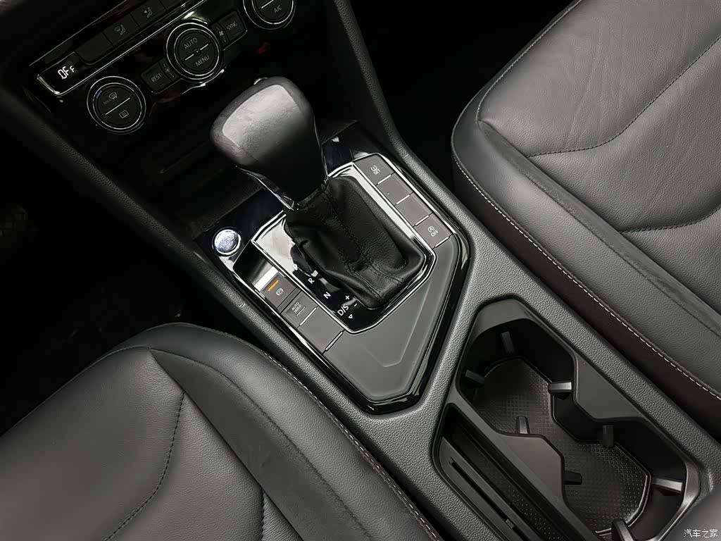 Volkswagen Tiguan L, 2020 12