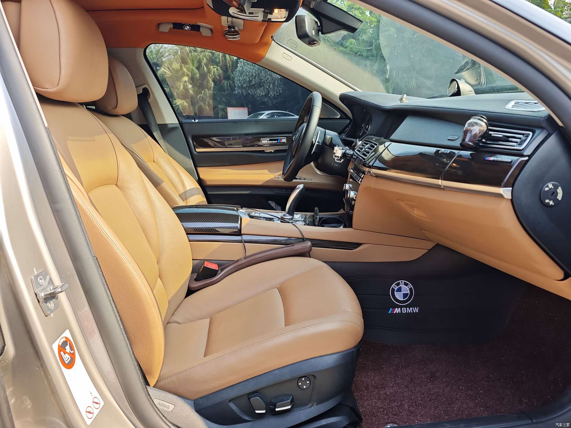 BMW 7 Series, 2010 12