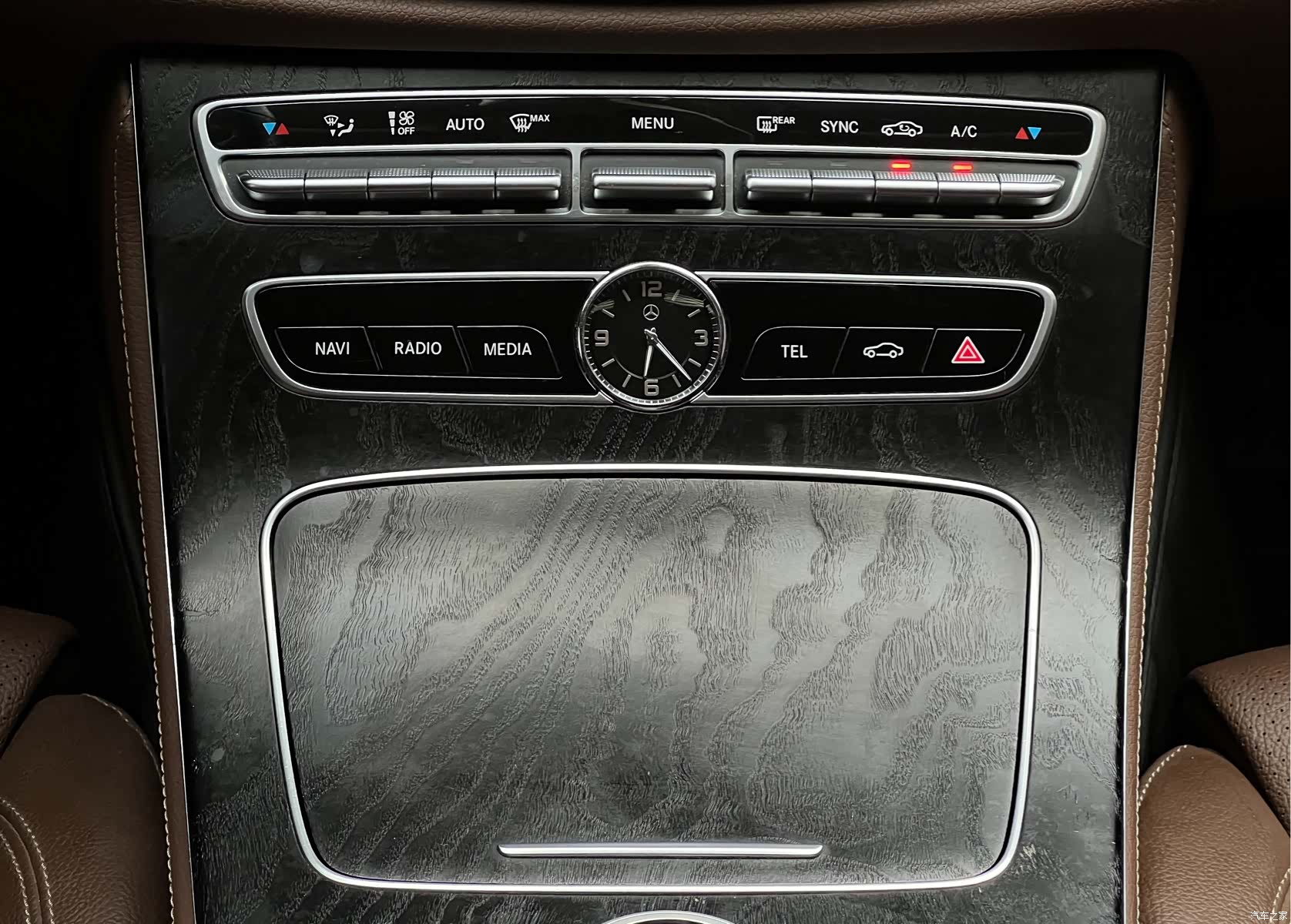 Mercedes-Benz E-Class, 2018 20
