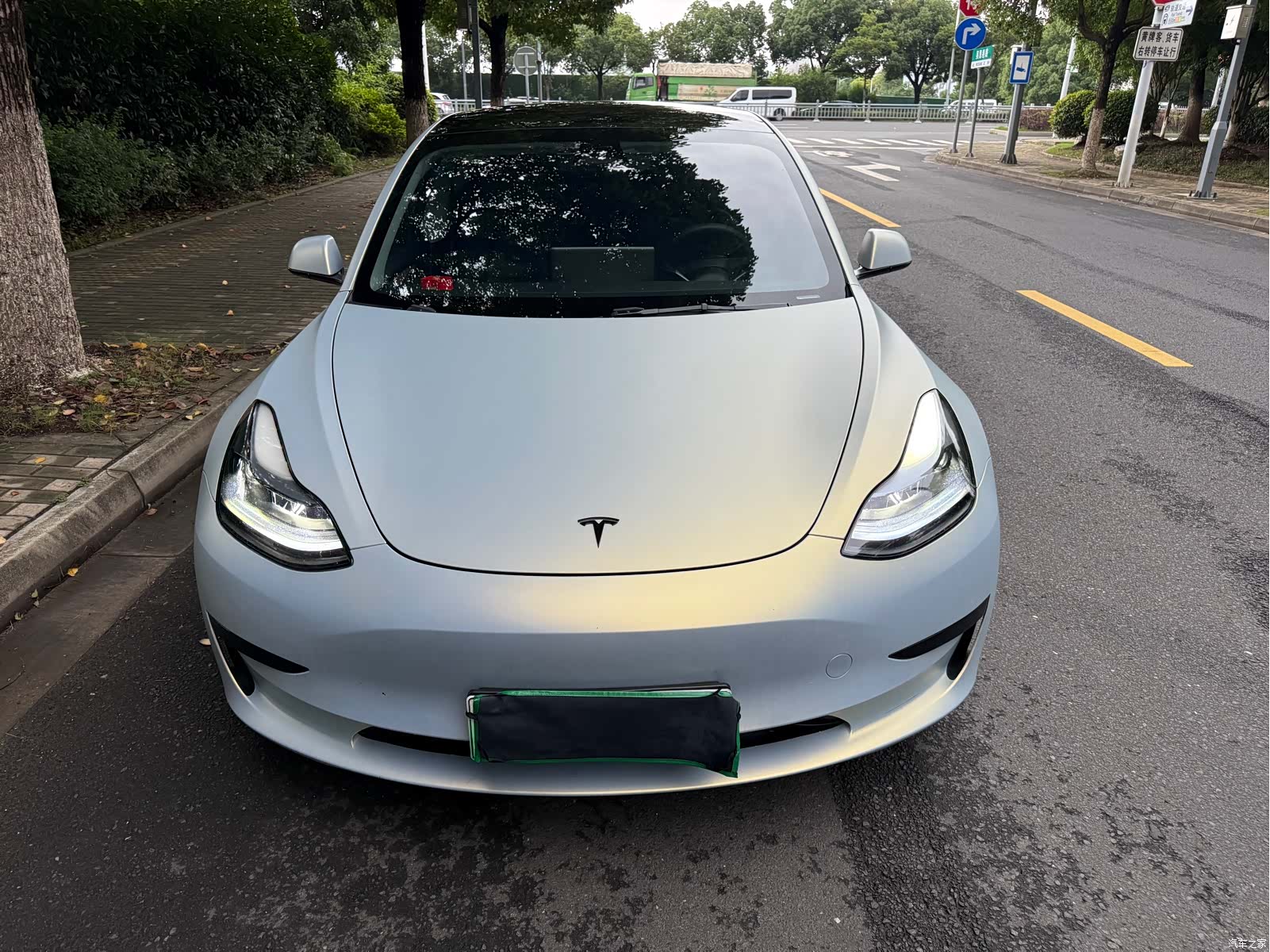 Tesla Model 3, 2023 2