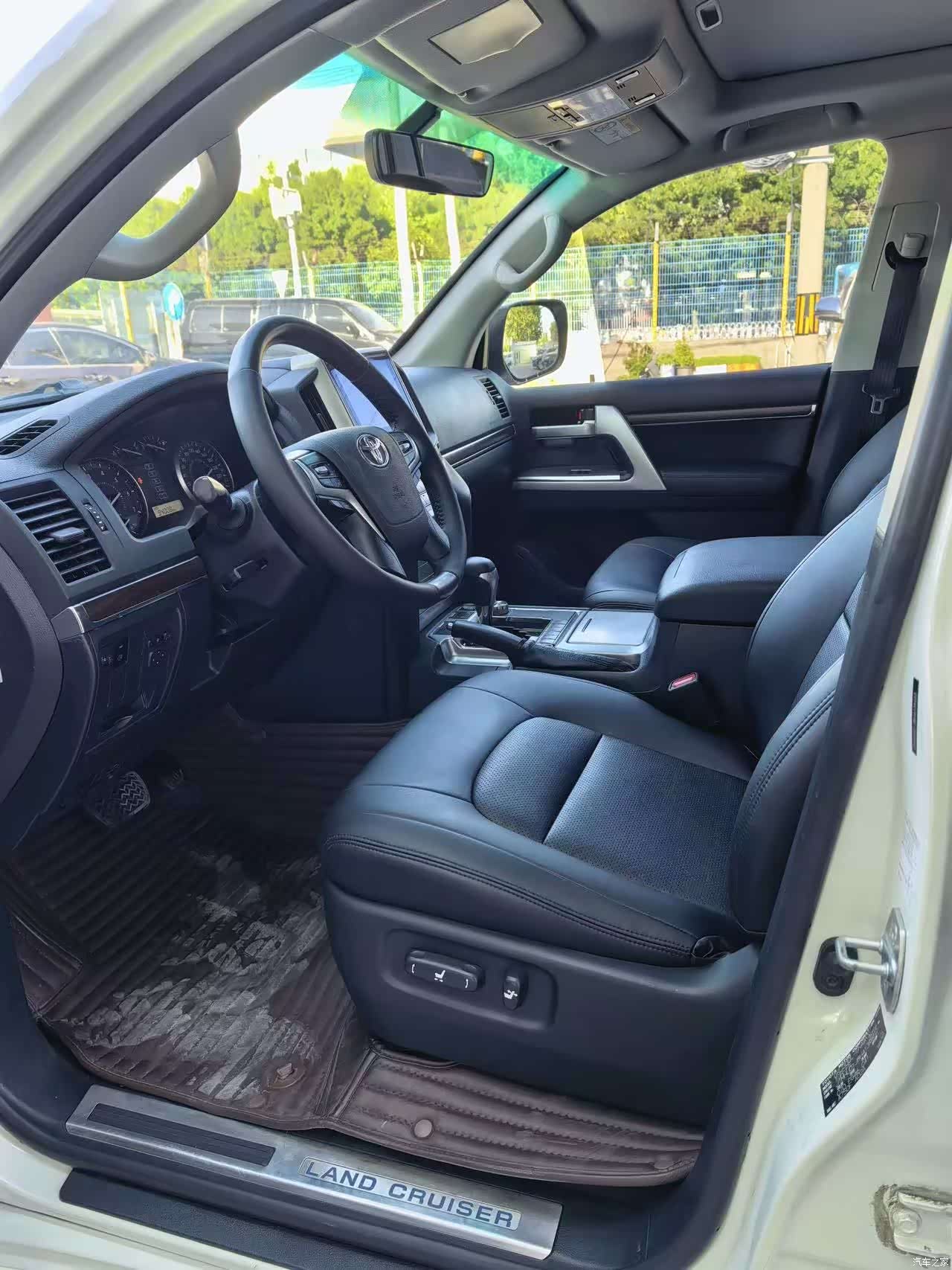 Toyota Land Cruiser, 2017 6