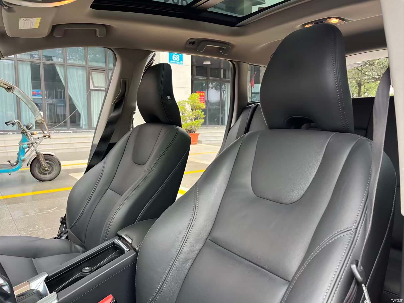 Volvo XC60, 2017 13