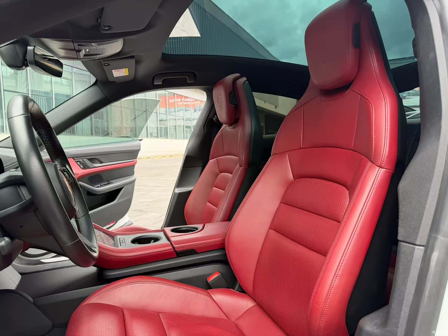 Porsche Taycan, 2020 8