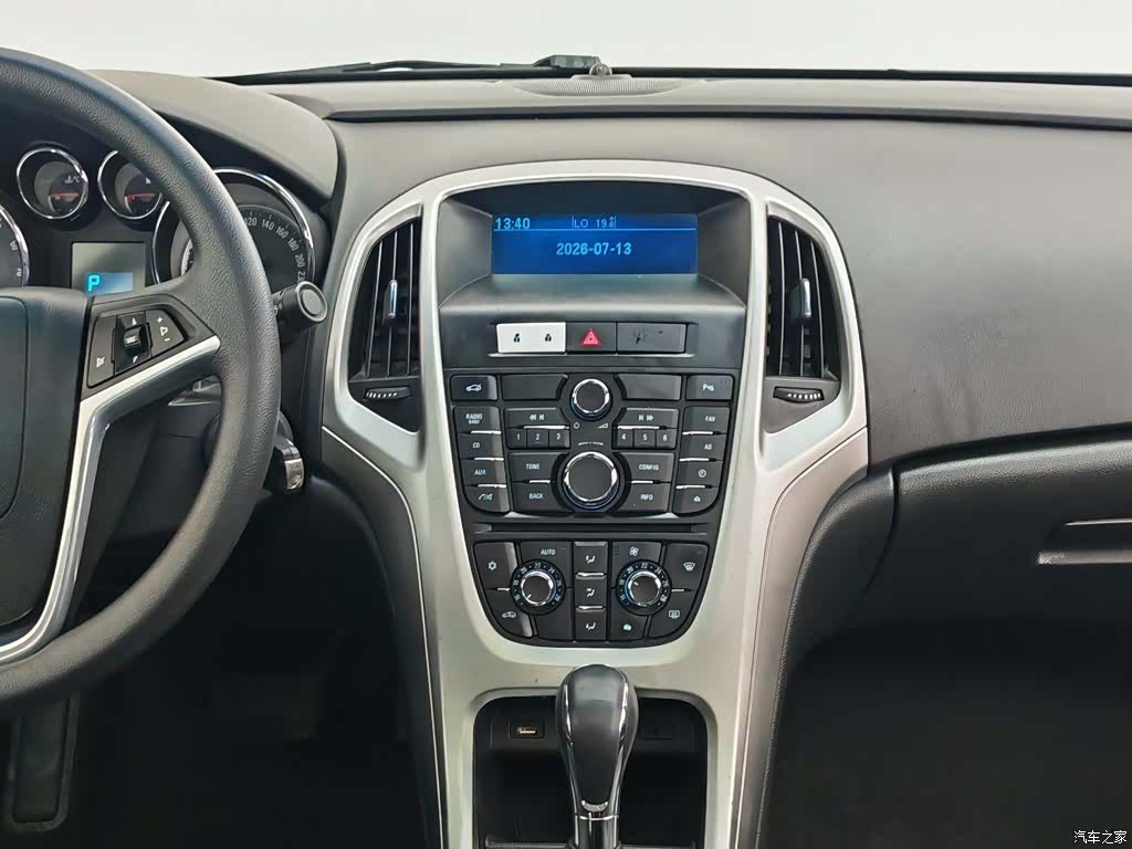 Buick GT, 2013 12