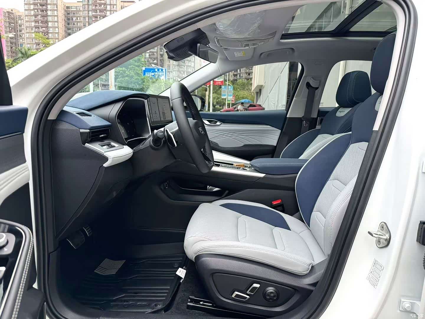 Geely Preface, 2022 4