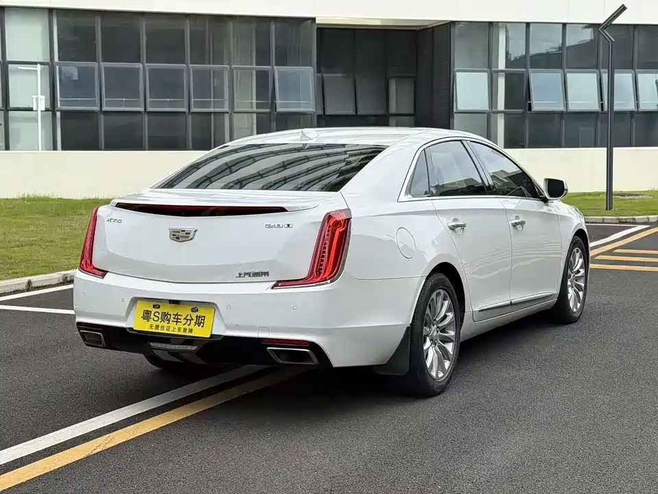 Cadillac XTS