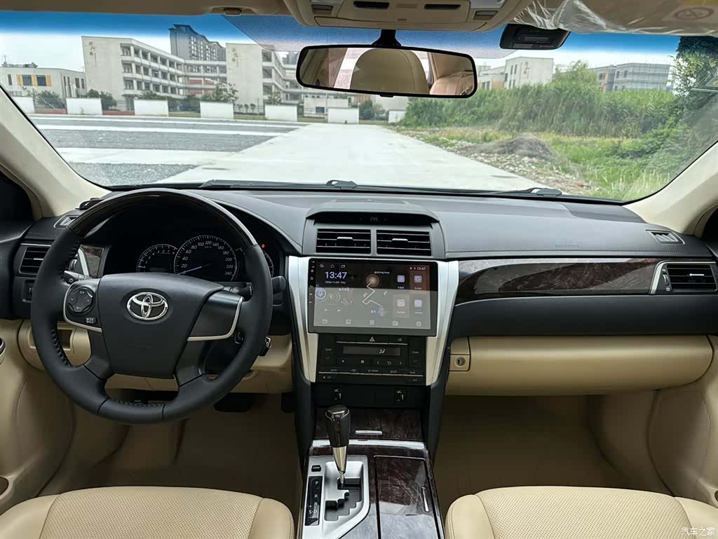 Toyota Camry, 2015 6