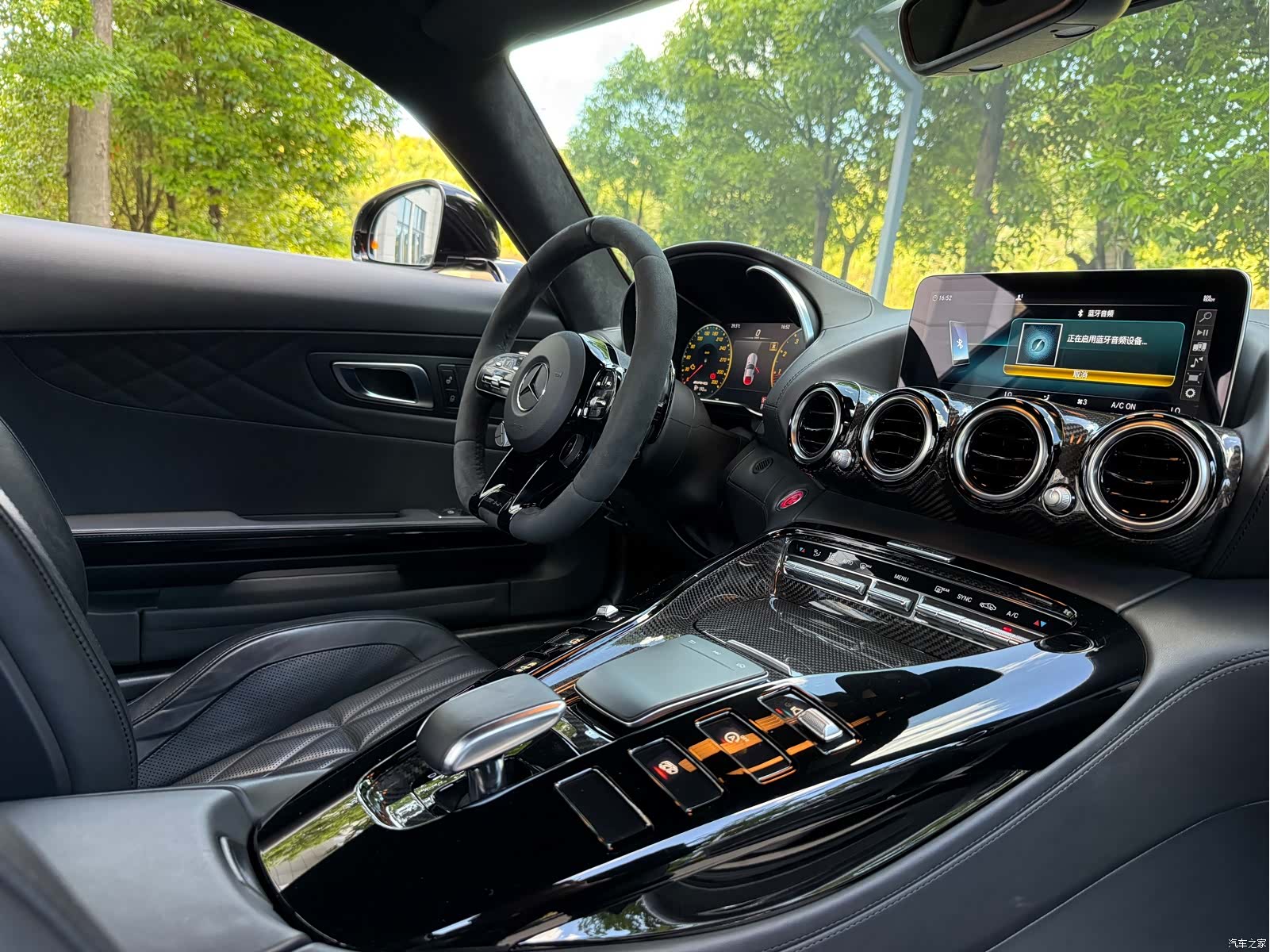 MG AMG, 2022 16
