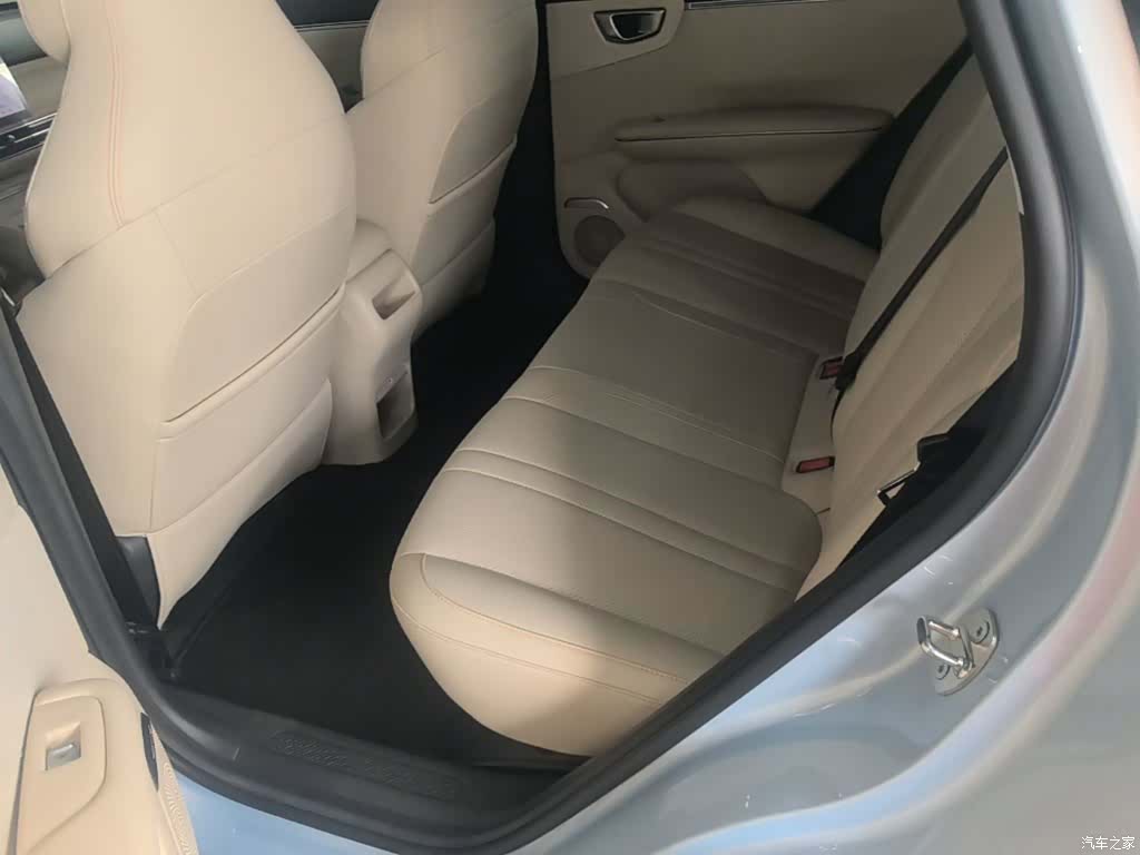 Wuling S, 2025 17