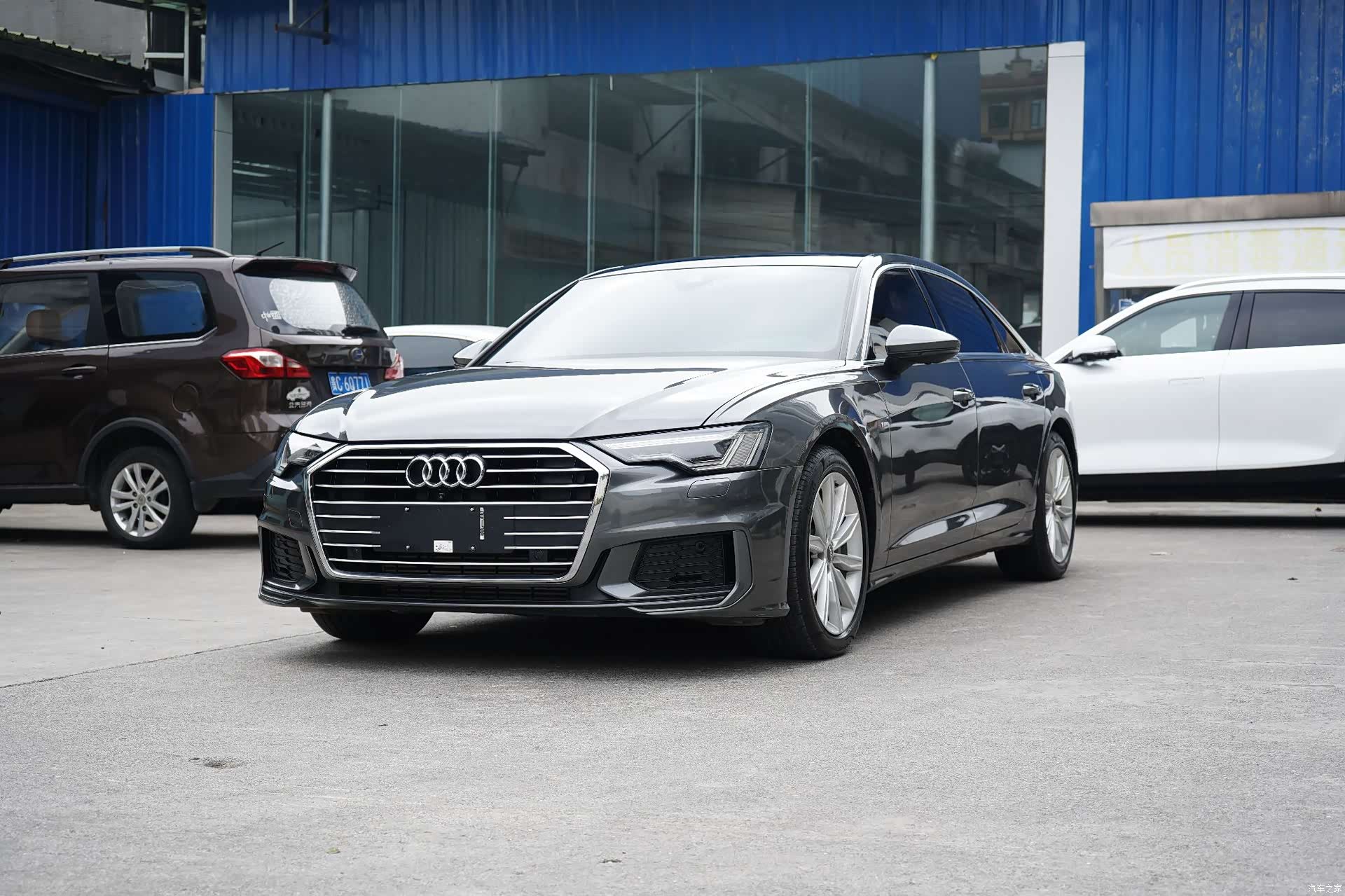 Audi A6L, 2021 1