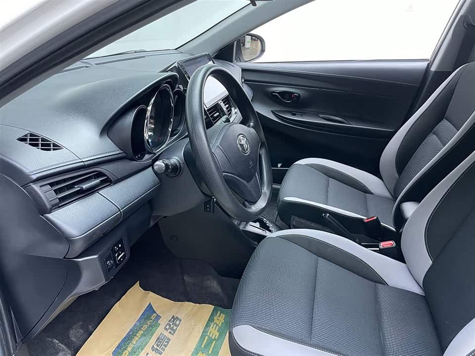 Toyota YARiS L Zhixuan