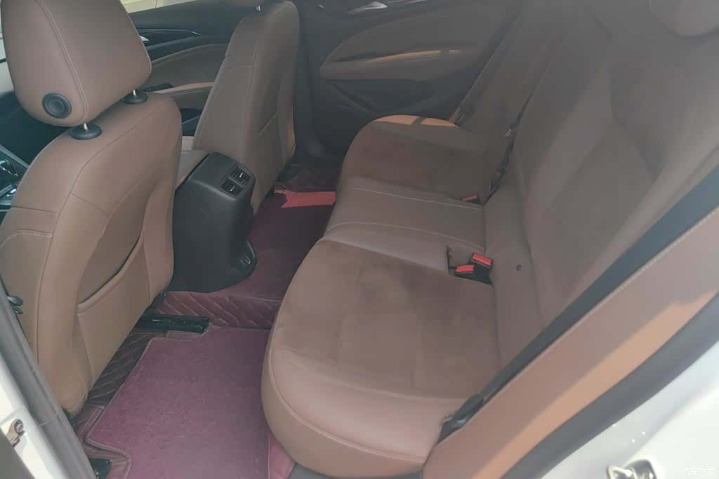Buick Regal, 2019 11