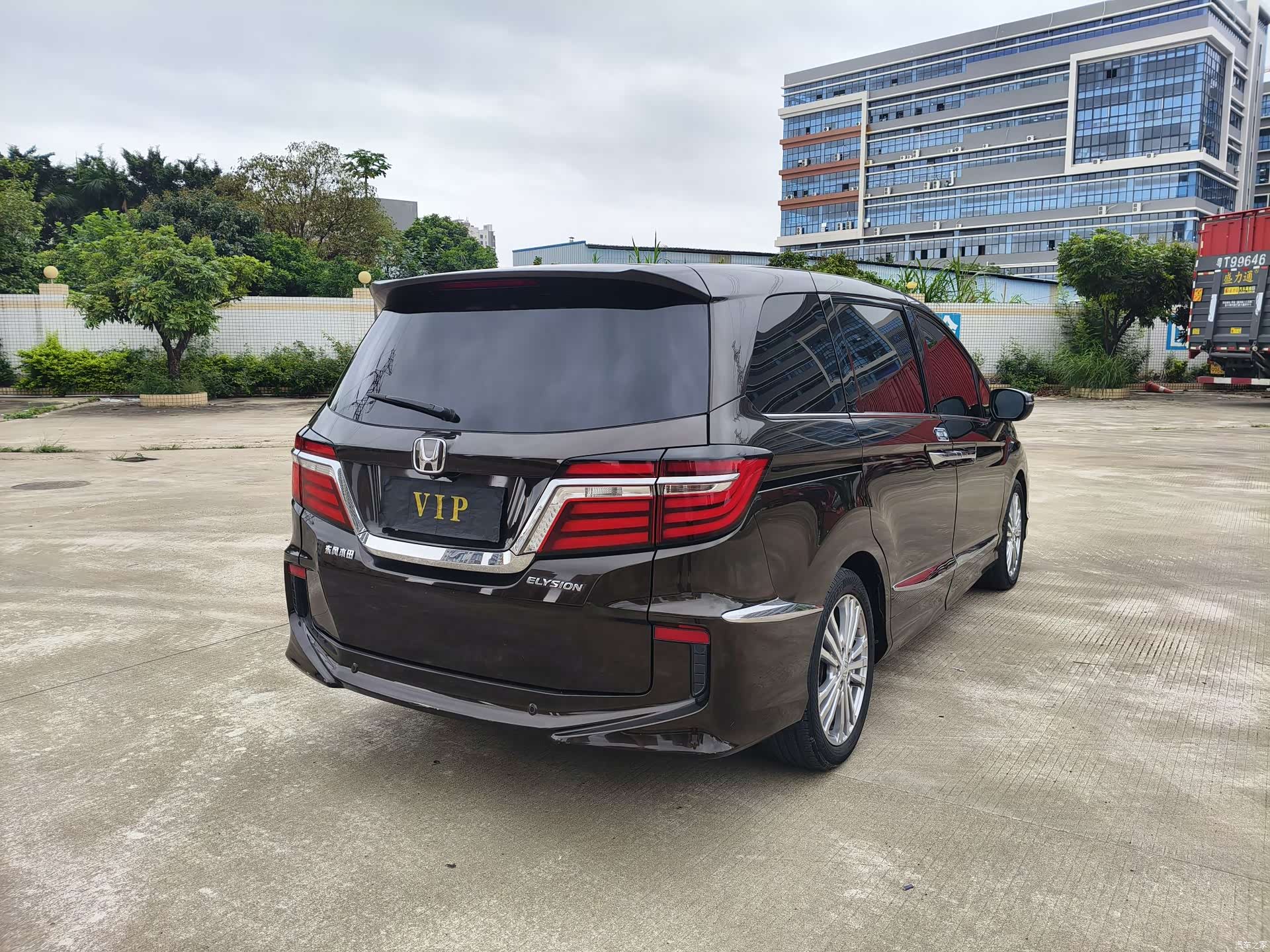 Honda Elysion, 2017 6