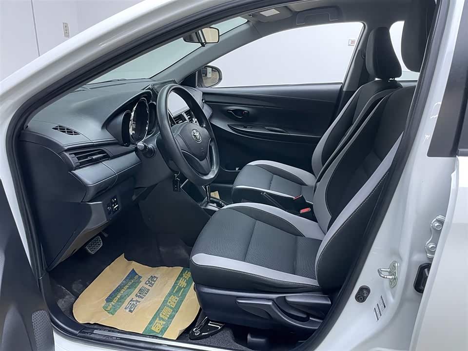 Toyota YARiS L Zhixuan