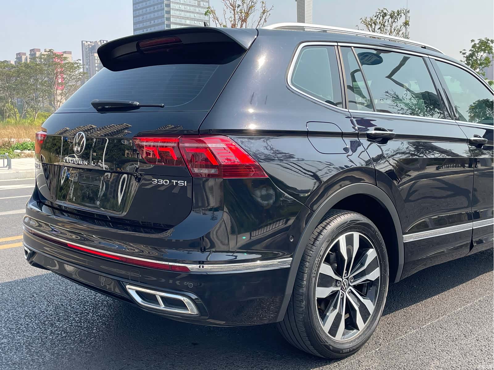 Volkswagen Tiguan L, 2021 9