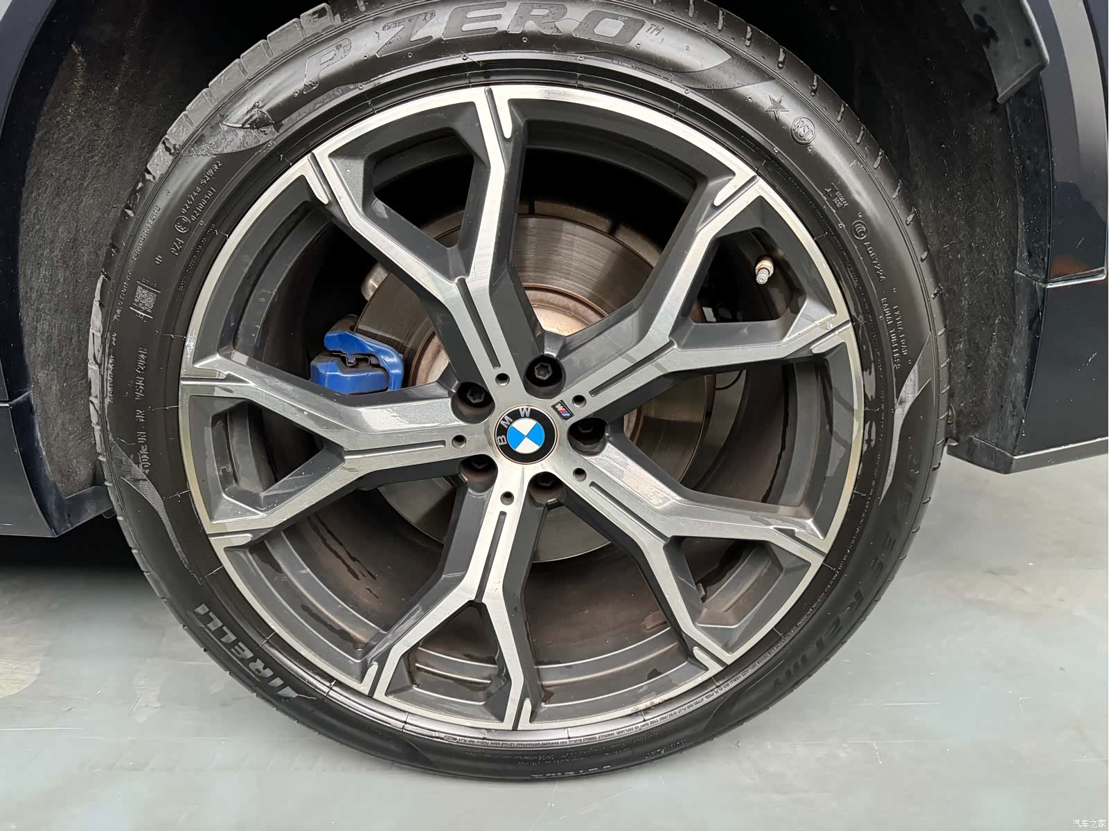 BMW X5, 2022 все фото