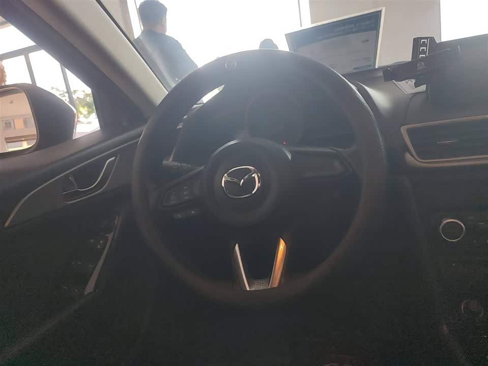 Mazda 3 Angkesaila Mazda 3 Angkesaila