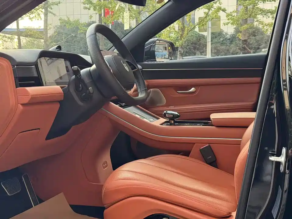 AITO Ask the world M7