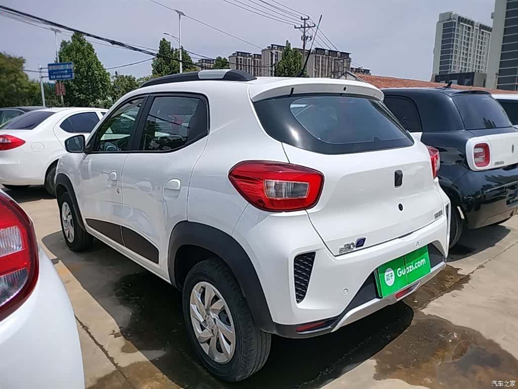Nissan e30, 2022 все фото