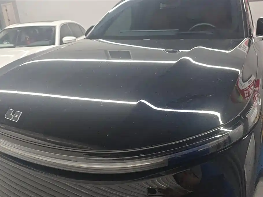 Li Auto Ideal L8