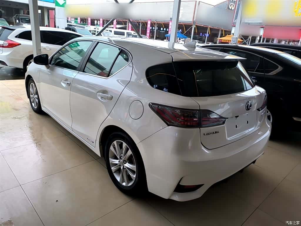 Lexus CT, 2015 все фото