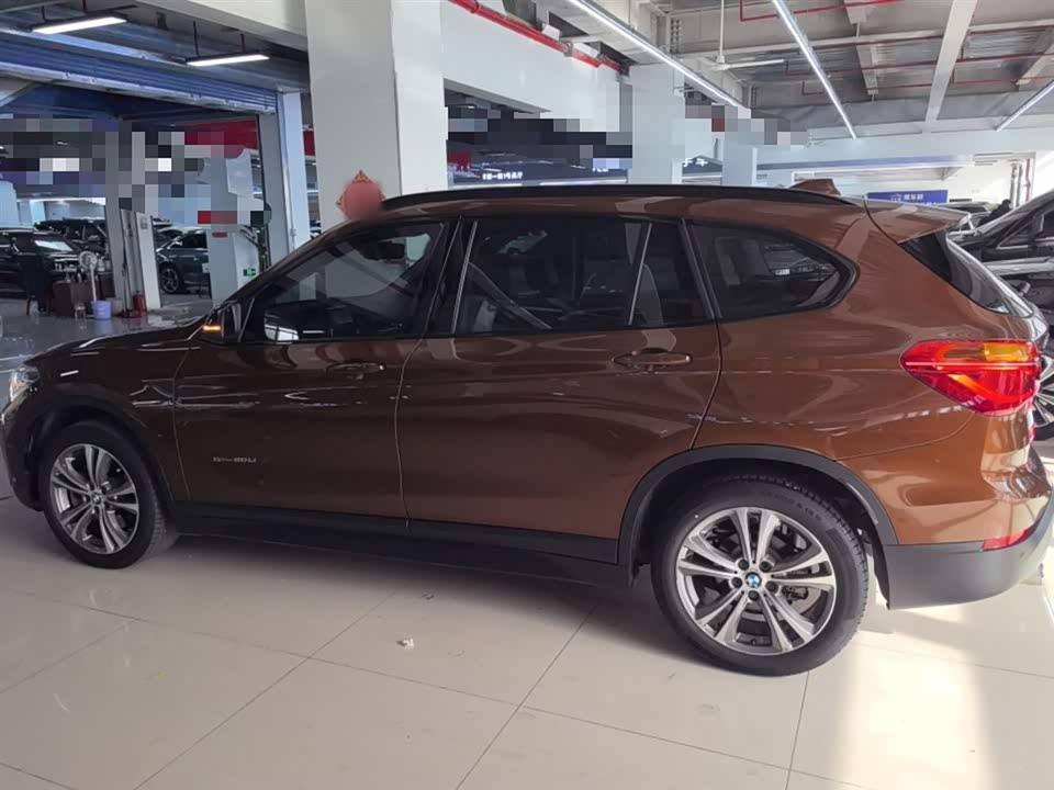 BMW X1