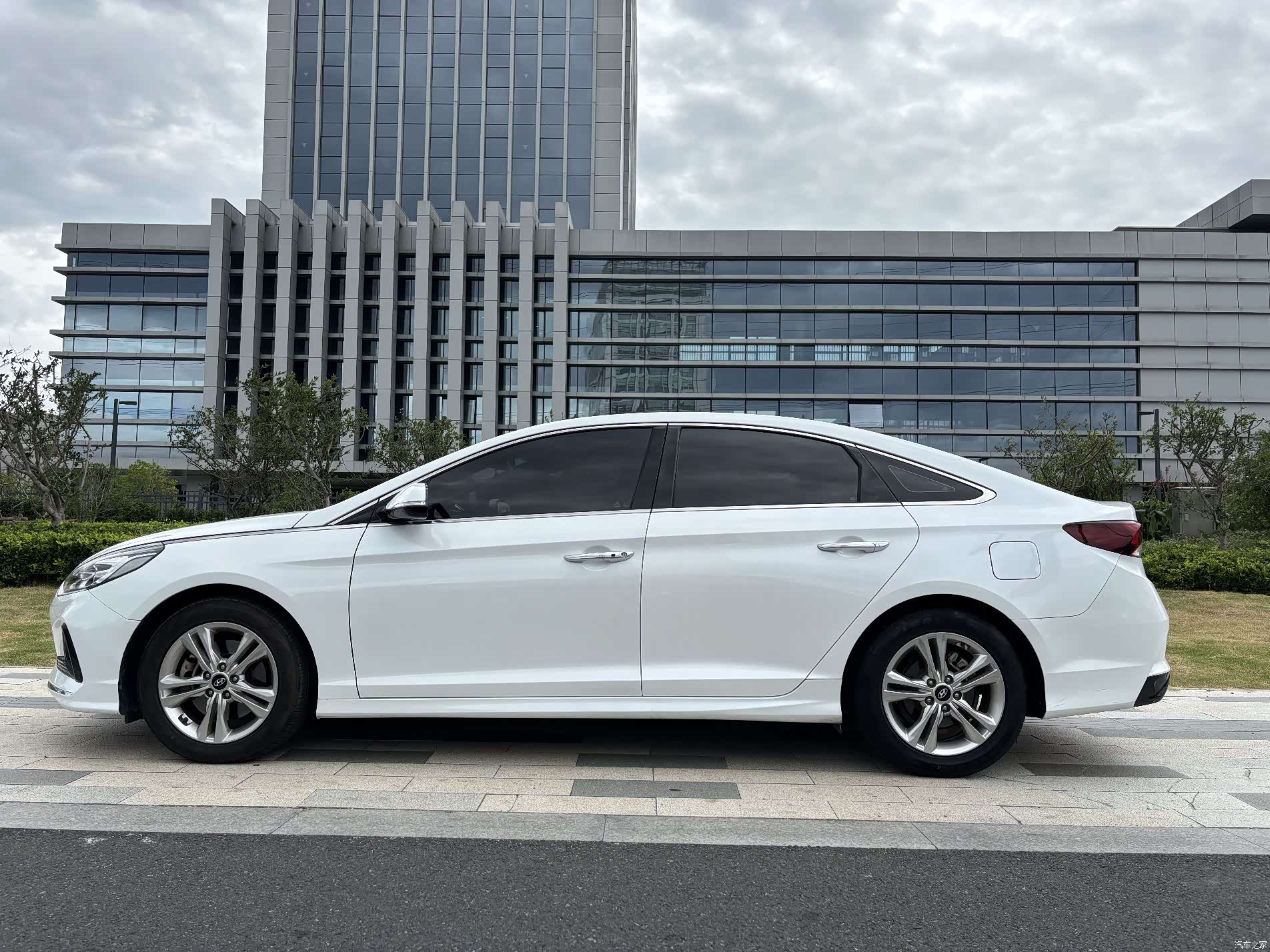 Hyundai Sonata, 2018 8