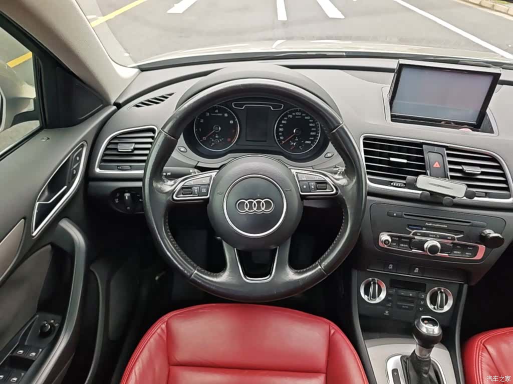 Audi Q3, 2015 11